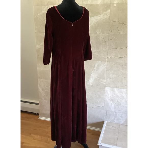 Vintage Burgundy Velvet Gown - 14 - Scoop Neck 80s Holiday Formal Winter Wedding - Picture 13 of 14